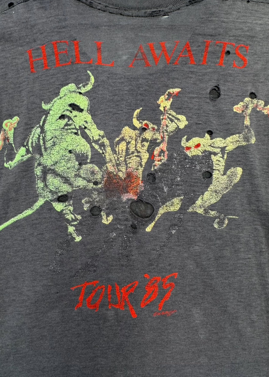 Slayer 1985 - Hell Awaits