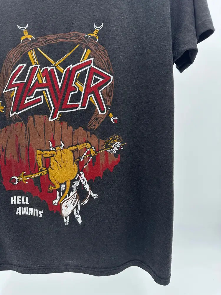 Slayer 1985 - Hell Awaits M